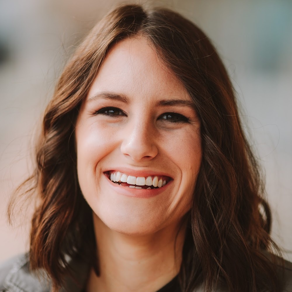 Meet your Posher, Stacy